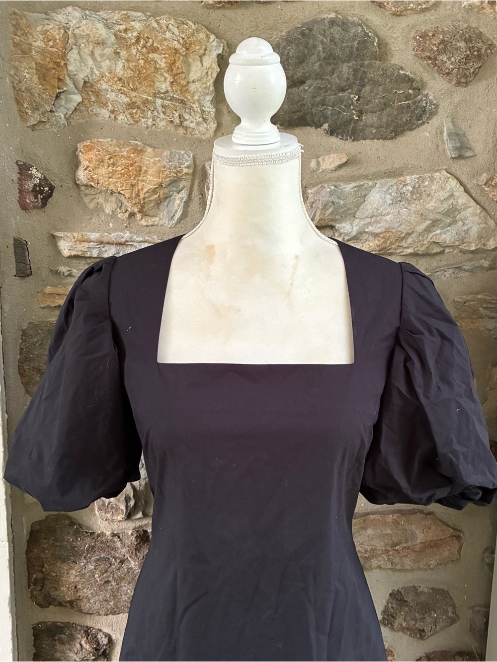 Frame Dress - Picture 3 of 14